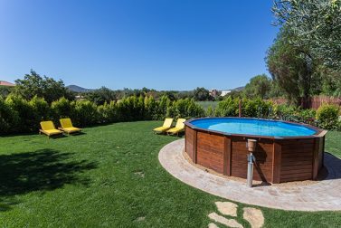 Pool Landscaping: How Does Homeowners Insurance Fit in?