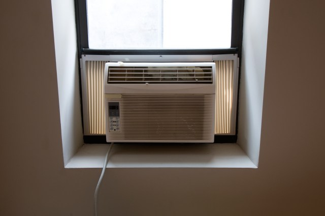 window air conditioner maintenance