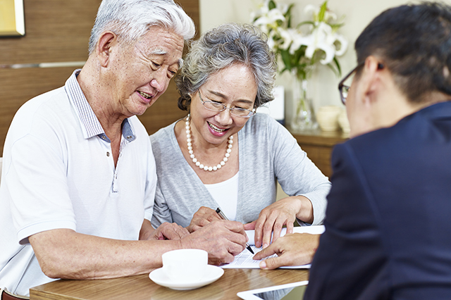 older couple retirement planning with an agent