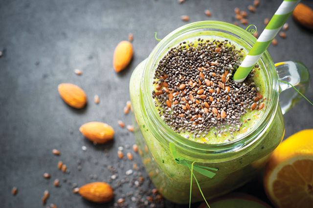 matcha smoothie with chia seeds