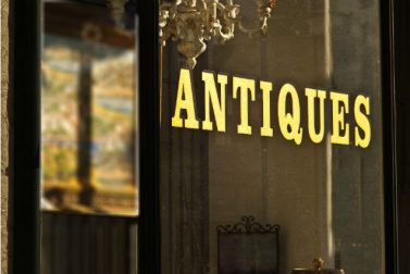 10 Best Places to Find Antique Stores in the Northeast
