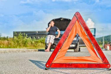Building the Best Roadside Emergency Kit
