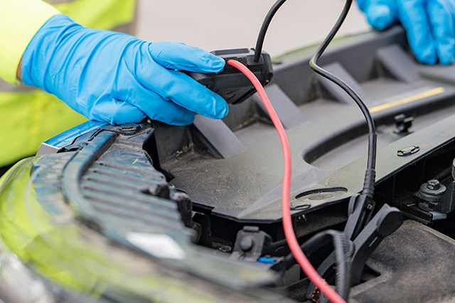 testing car battery
