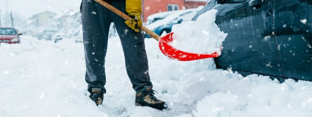 digging snow