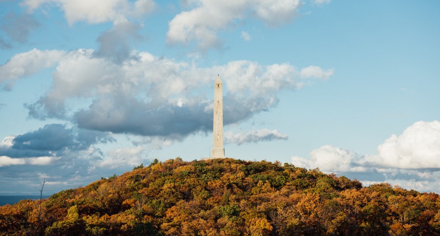 best fall foliage views - monument at high point