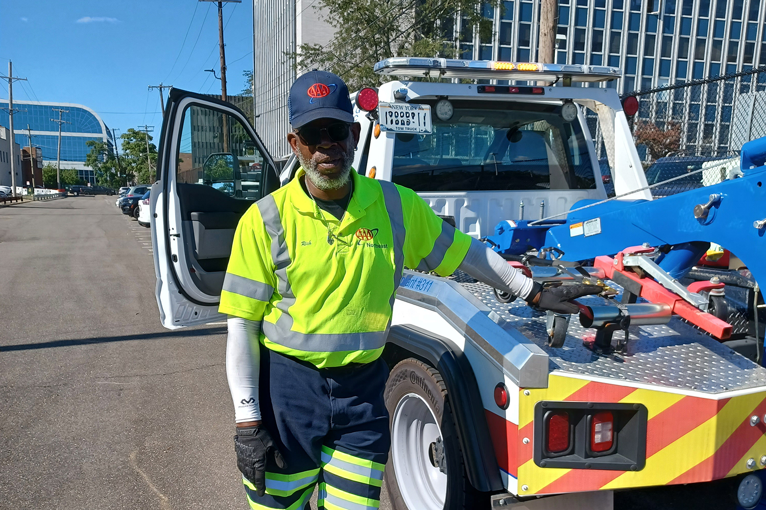 Inside a AAA Roadside Assistance Call - Your AAA Network